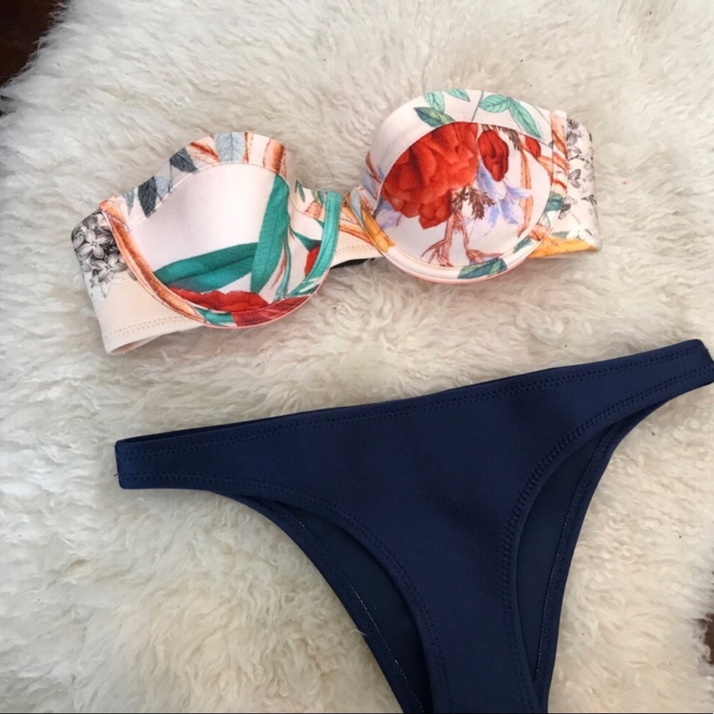 [Triangl] Floral Bandaeu Bikini